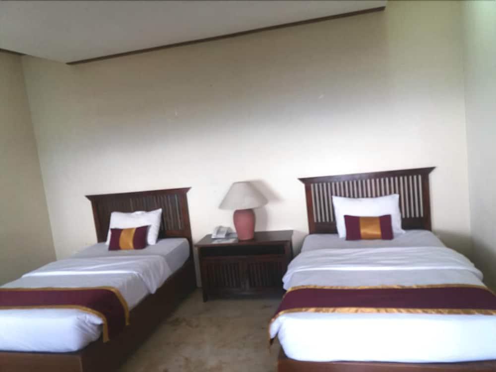 Dago Highland Resort Cimenyan Exterior foto
